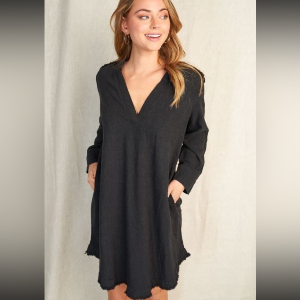 White Birch V Neck dress in Plus and Regular! Tunic style with pockets! S-3X